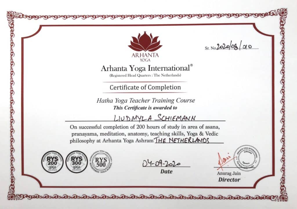 Hatha Yoga Zertifikat - Liudmyla Schiemann - Prana Yoga Studio Essen